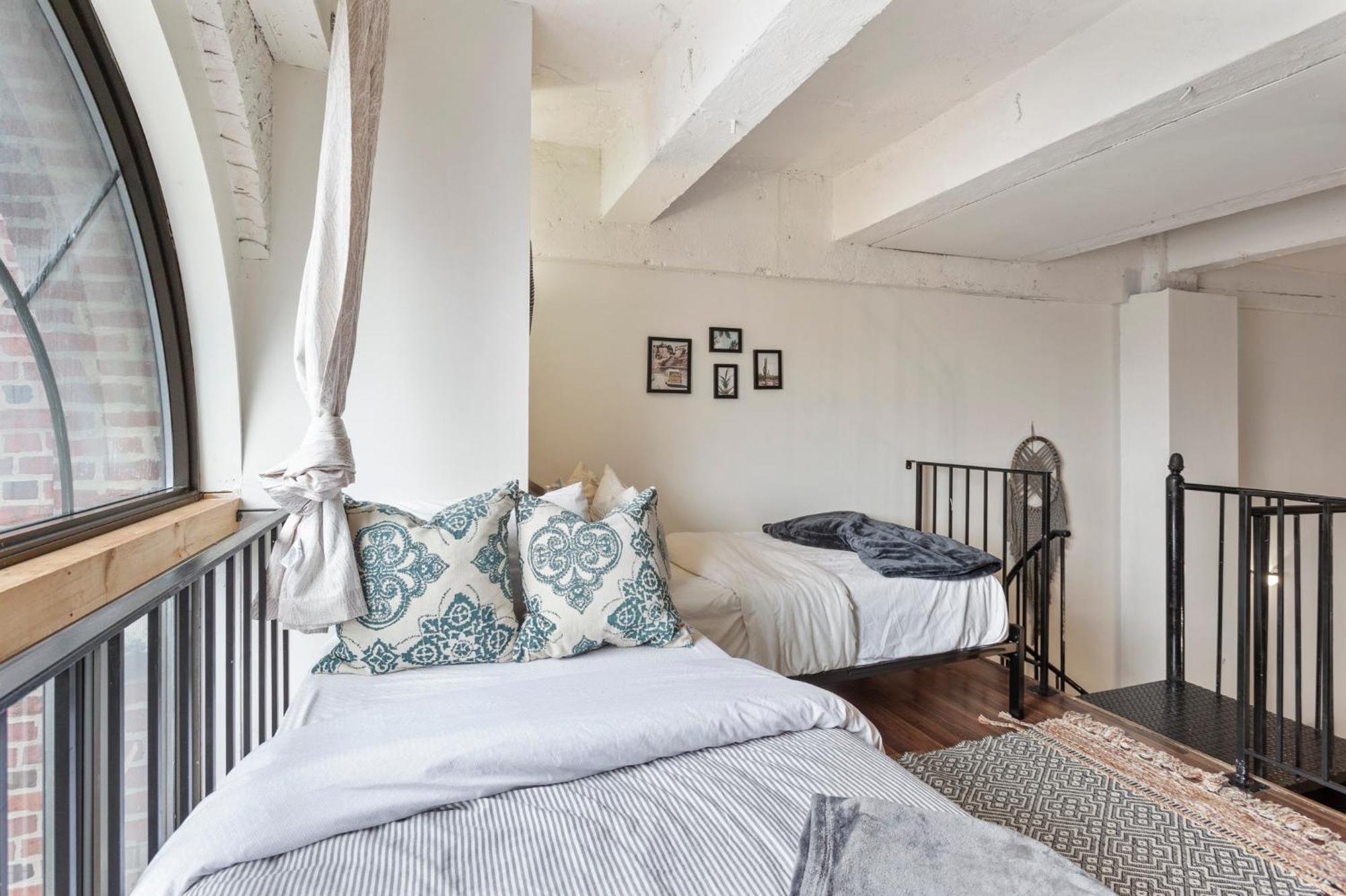 Sleeps 4! 2Br, Gym, Free Parking, Close To Major Attractions Filadelfia Exterior foto