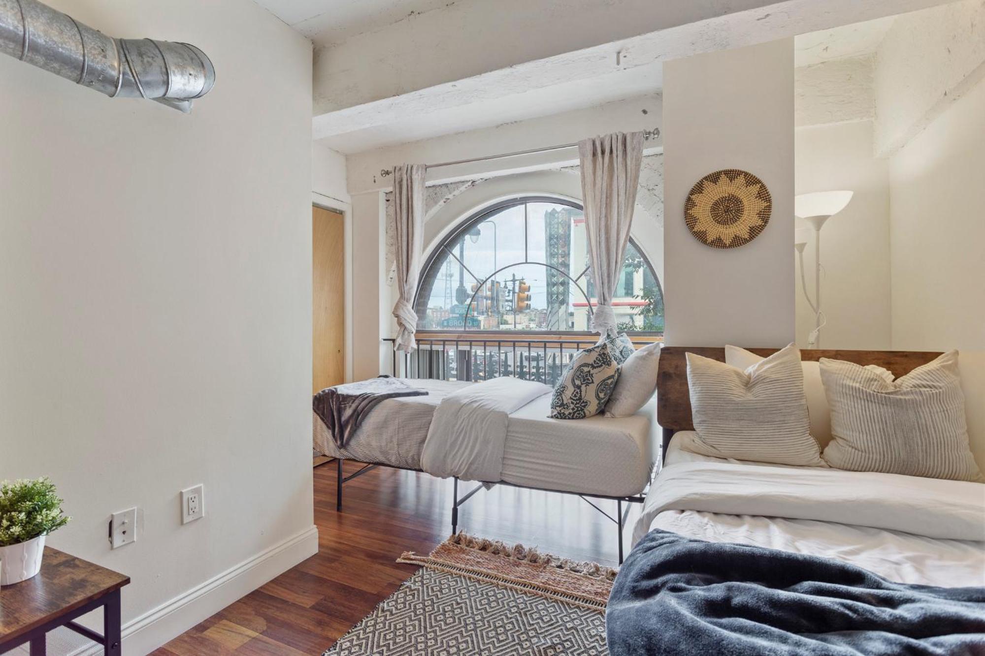 Sleeps 4! 2Br, Gym, Free Parking, Close To Major Attractions Filadelfia Exterior foto