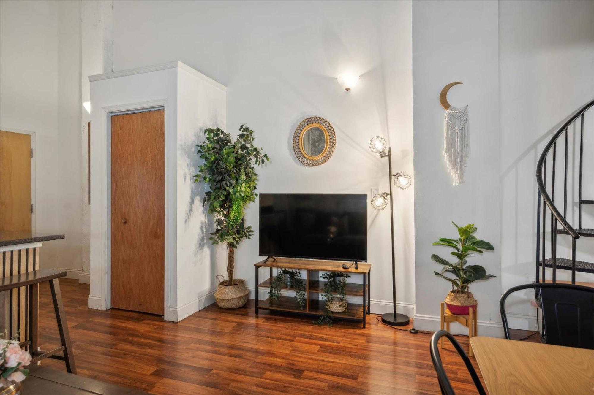Sleeps 4! 2Br, Gym, Free Parking, Close To Major Attractions Filadelfia Exterior foto