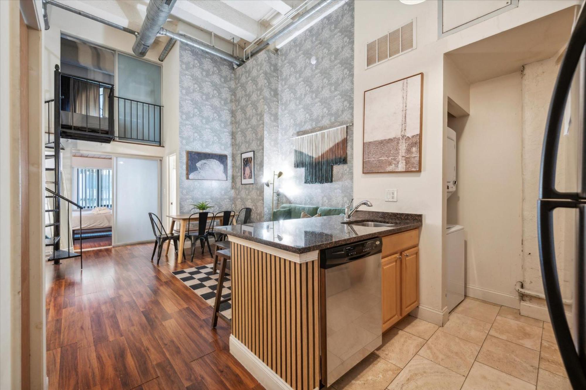 Sleeps 4! 2Br, Gym, Free Parking, Close To Major Attractions Filadelfia Exterior foto