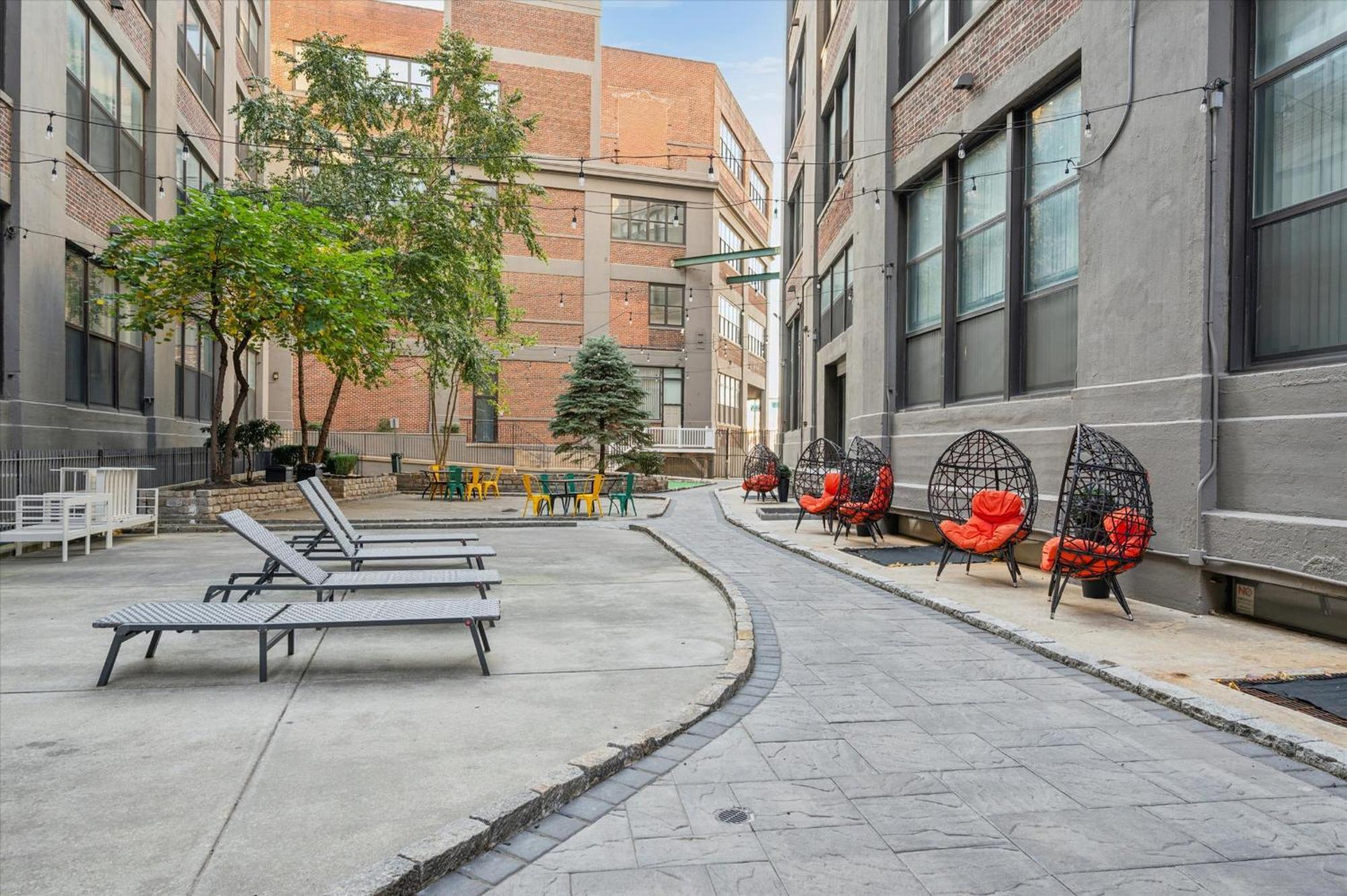 Sleeps 4! 2Br, Gym, Free Parking, Close To Major Attractions Filadelfia Exterior foto
